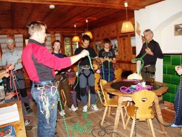 Eiskurs und Felsausbildung Kaunertal Ötztaler Alpen: Indoor Ausbildung - Knoten