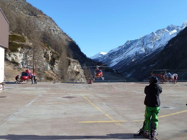 Haute Route: Heliport der Air Zermatt Abflug