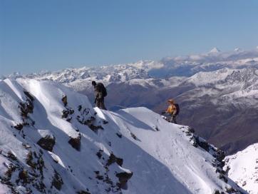 Eiskurs und Felsausbildung Kaunertal Ötztaler Alpen: Tour zur Weißseespitze - im Aufstieg