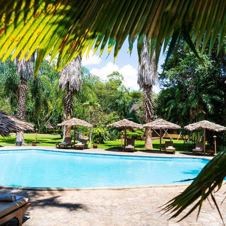 Kilimanjaro Arumeru Lodge Pool