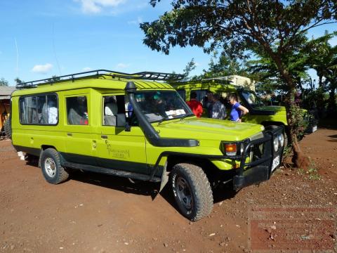 Kilimanjaro Besteigung - unsere Safari Jeeps