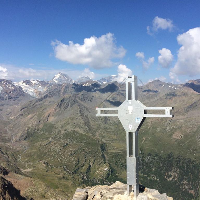 Wanderwoche Ortler Alpen Zufallhütte: Gipfelkreuz