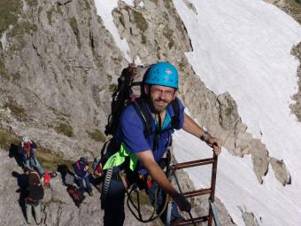 Basiskurs Bergsteigen und Klettern: Einstieg am Klettersteig