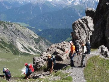 Steinbocktour durch die Allgäuer Alpen: Abstieg nach Hinterhornbach