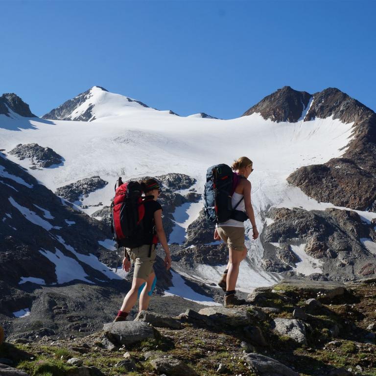 Alpenüberquerung Oberstdorf Meran: Aufstieg zur Sililaun Hütte